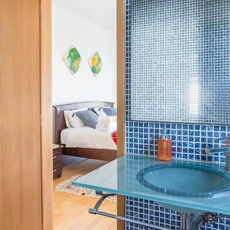 3 Bedroom With Private Pool In * Palmela