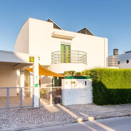 3 Bedroom With Private Pool In *