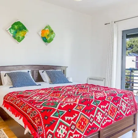 3 Bedroom With Private Pool In Villa Palmela