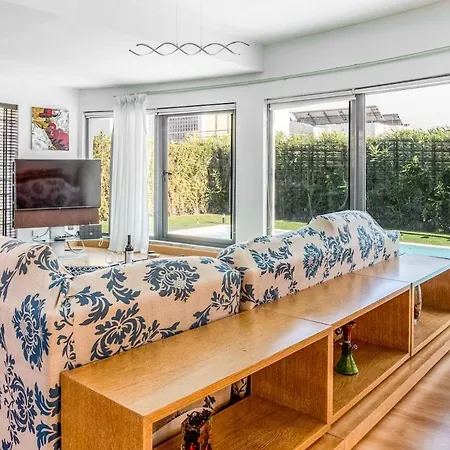 3 Bedroom With Private Pool In Palmela