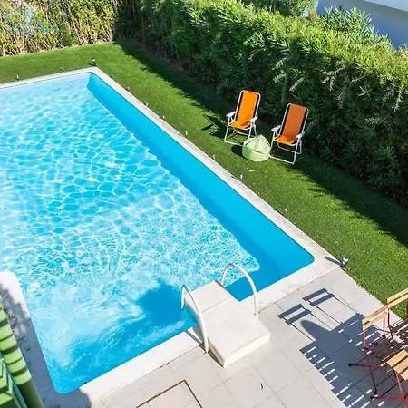 3 Bedroom With Private Pool In * Palmela